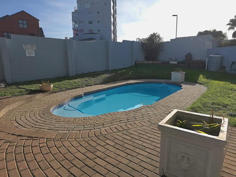 2 Bedroom Property for Sale in Beachfront Western Cape